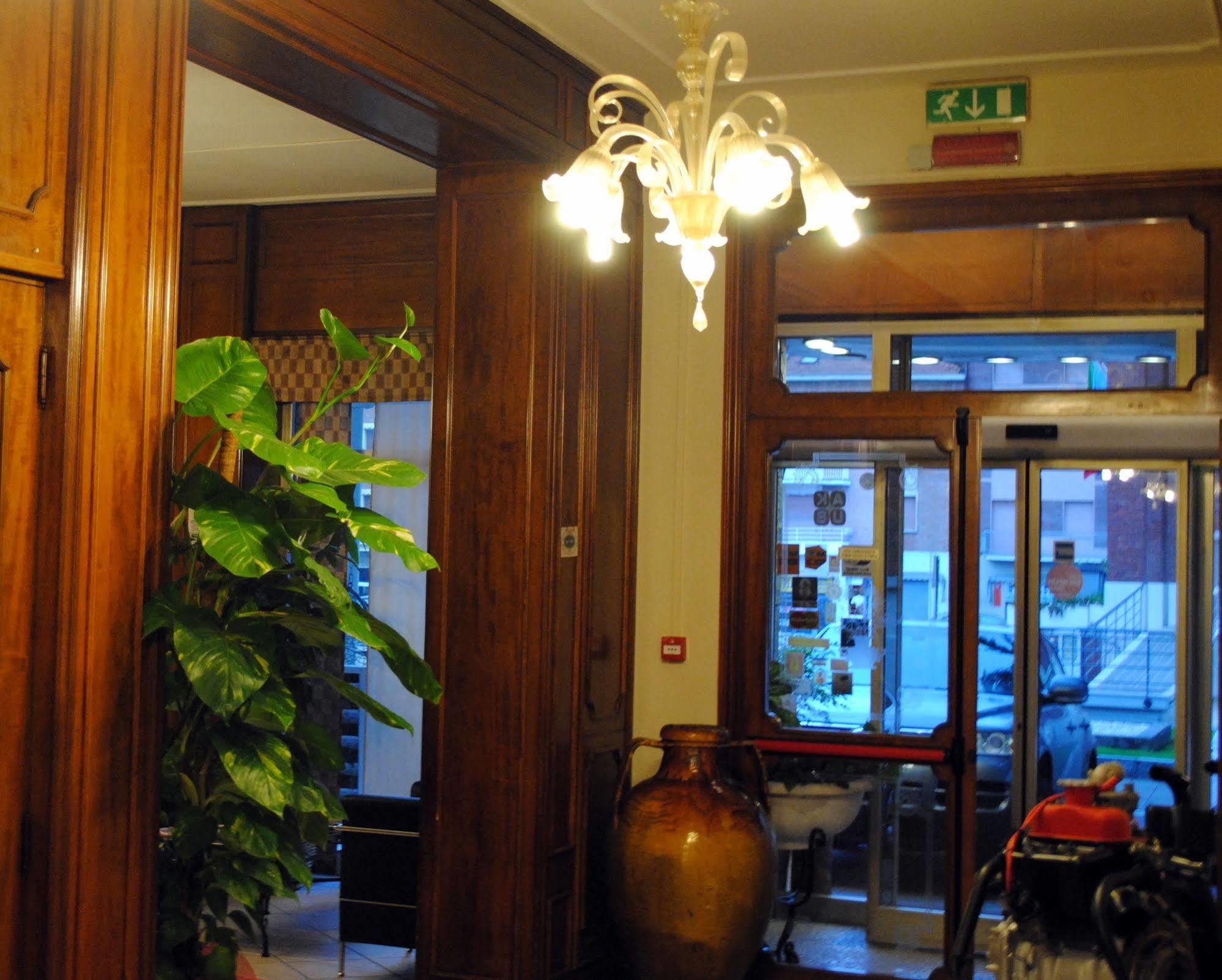 Hotel Domus Maranello Exterior photo